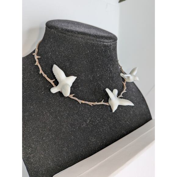 Lladro 01010068 MAGIC FOREST CHOKER #0068 16.5" White 3 Birds on Branch Necklace - Picture 7 of 8